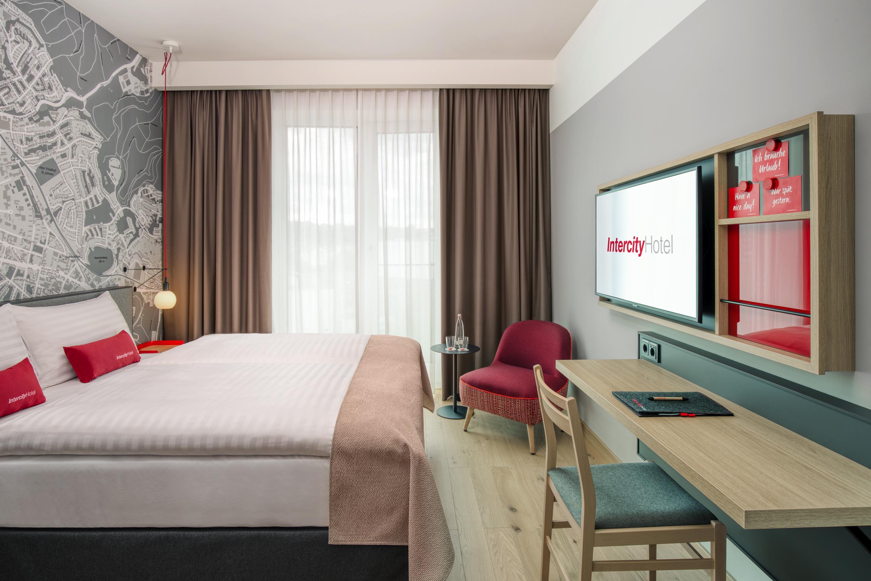 Intercityhotel Саарбрюккен Экстерьер фото