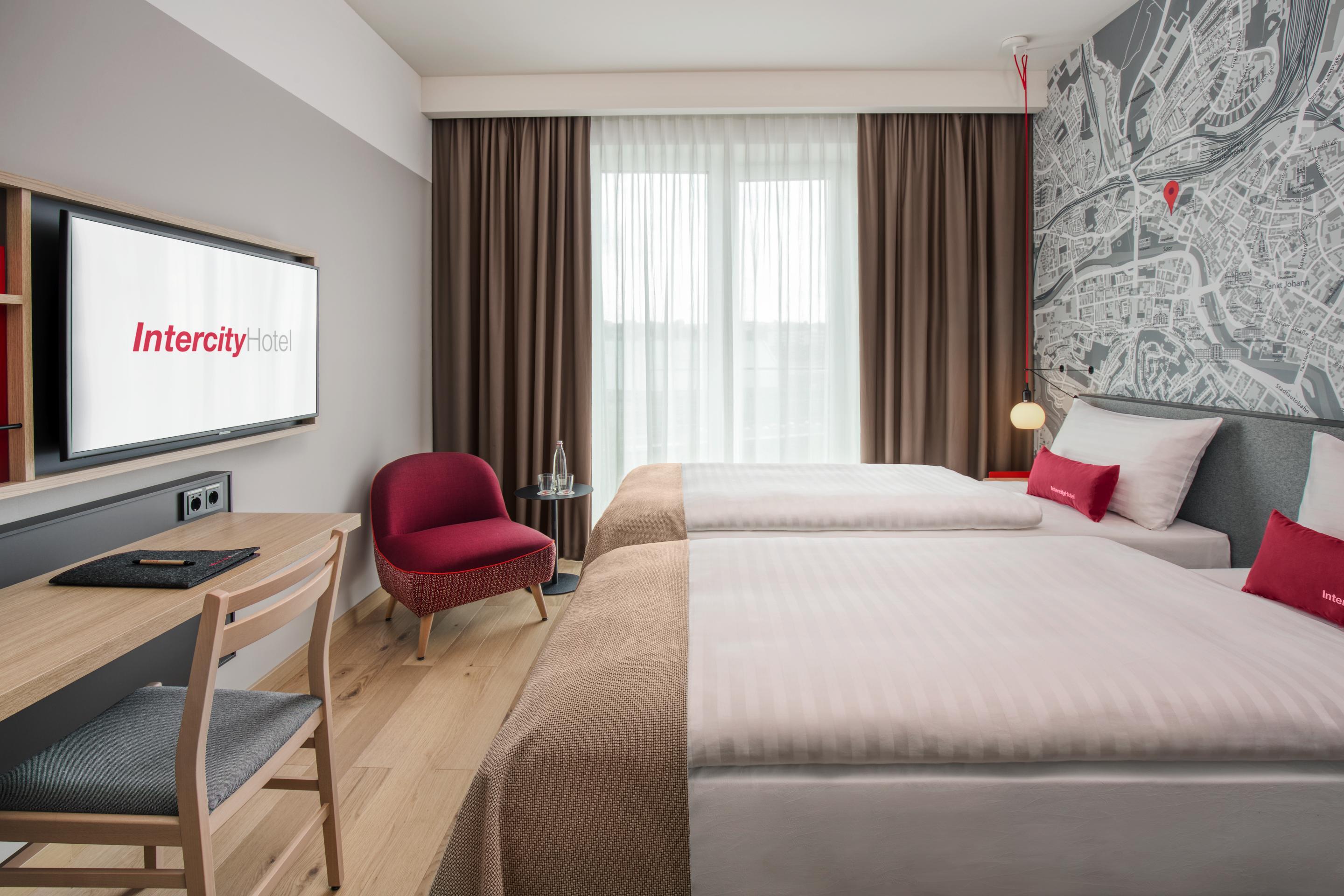 Intercityhotel Саарбрюккен Экстерьер фото