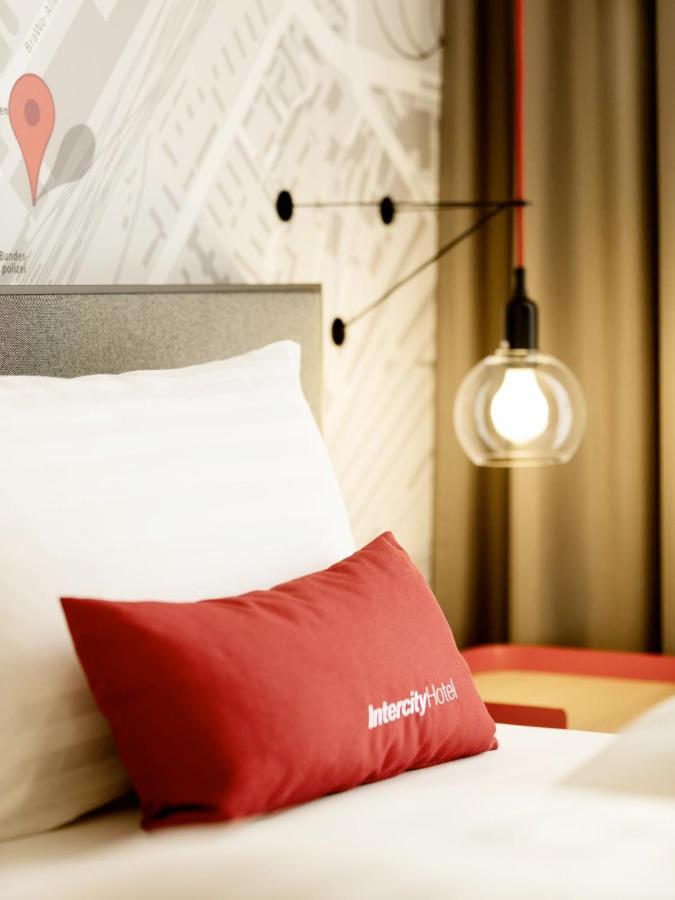 Intercityhotel Саарбрюккен Экстерьер фото